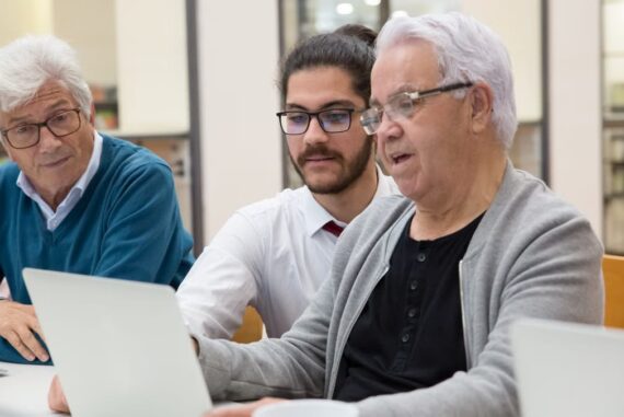 Les compétences clés pour réussir sa reconversion en 2026