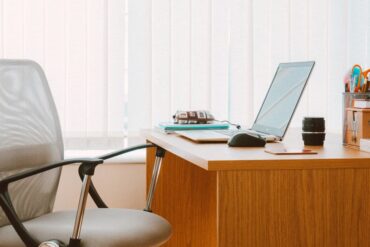 Optimiser son espace de travail à domicile en 2026